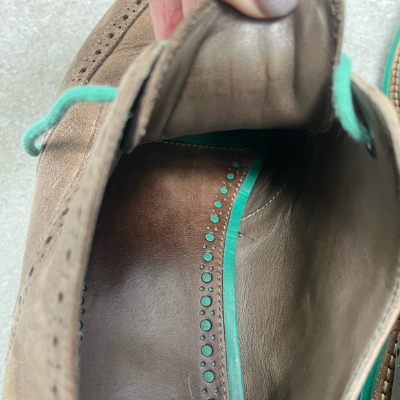 Men\'s size 8 or Women\'s size 10 Unique Oxfords main image 4